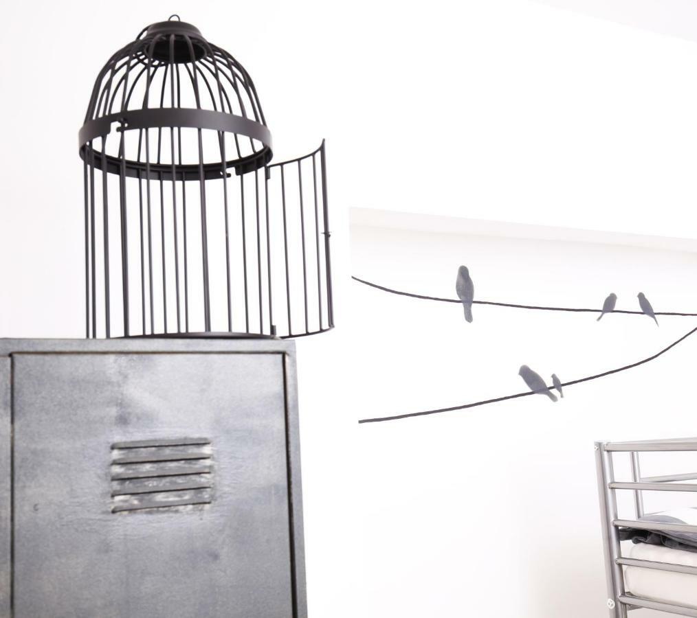 Eagle'S Nest Hostel โพสโตยนา ภายนอก รูปภาพ